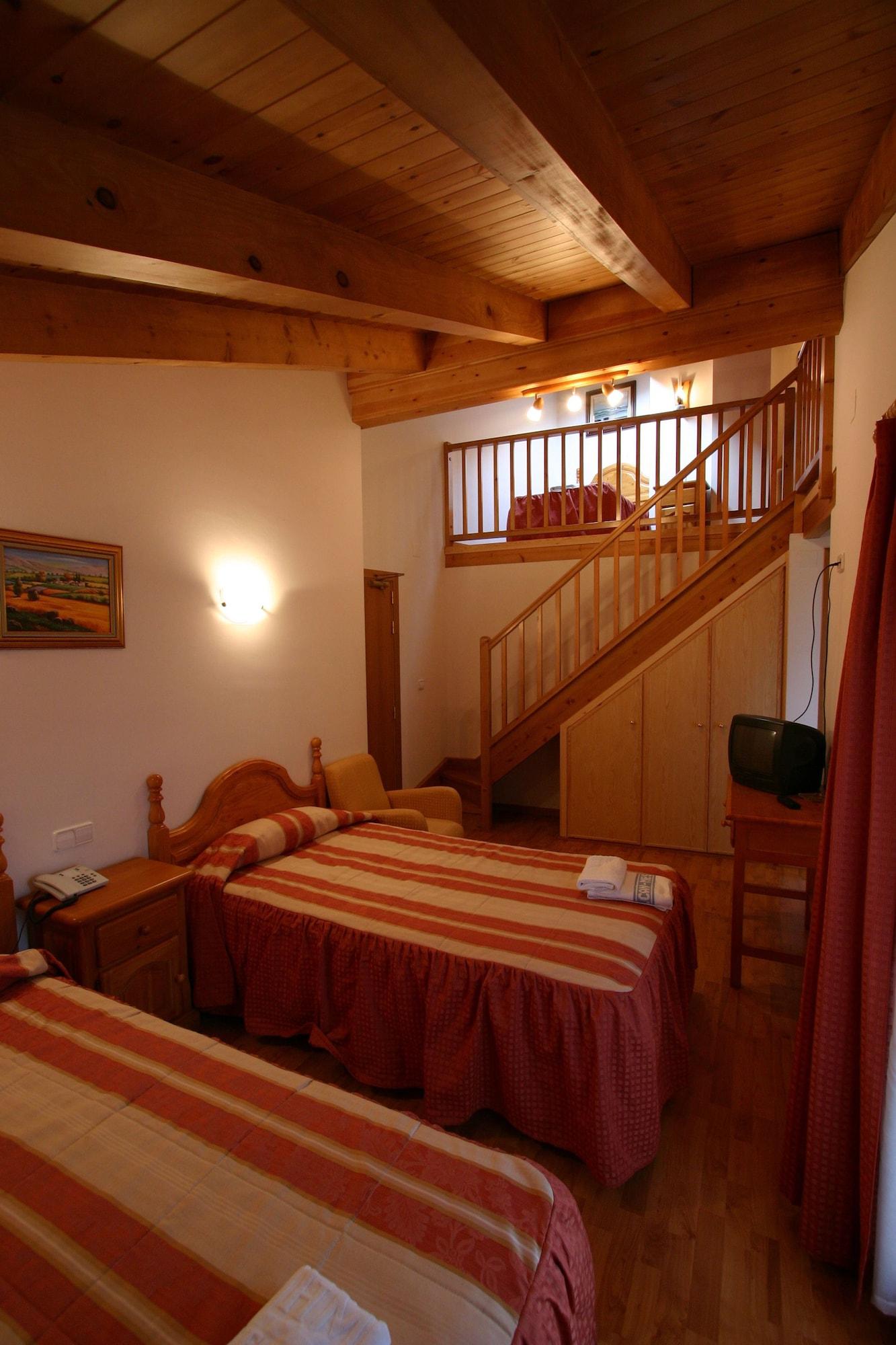 Hotel Can Mestre El Pont de Suert Extérieur photo
